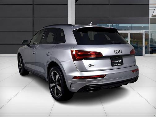 2024 Audi Q5 45 S line Premium Plus