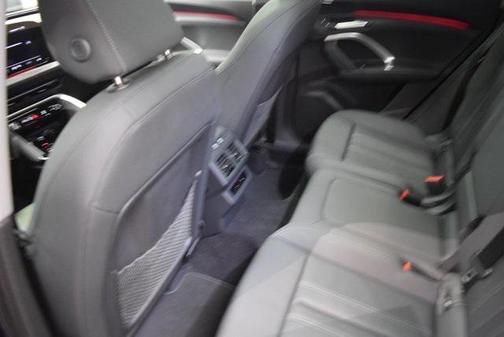 2025 Audi Q5 Premium TFSI quattro S tronic