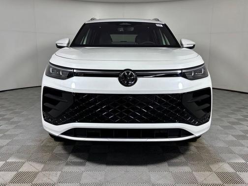 opal white pearl 2026 Volkswagen Tiguan 2.0T SEL R-Line 4MOTION