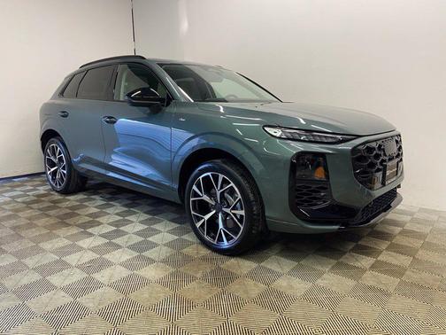 Sage Green Metallic 2026 Audi Q3 S line