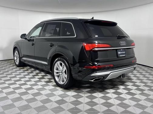 2026 Audi Q7 55 Premium Plus