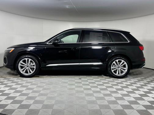 2026 Audi Q7 55 Premium Plus
