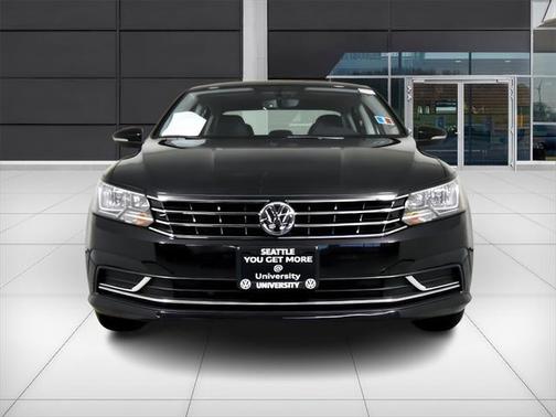 2019 Volkswagen Passat 2.0T Wolfsburg