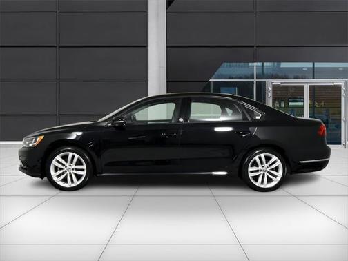 2019 Volkswagen Passat 2.0T Wolfsburg