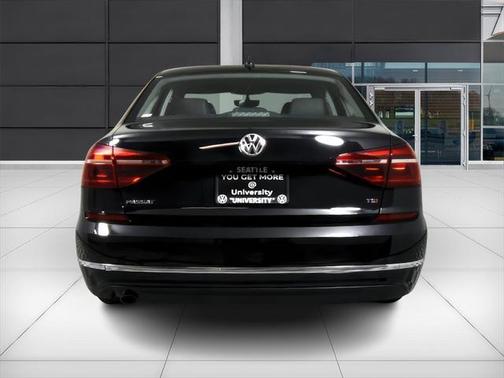 2019 Volkswagen Passat 2.0T Wolfsburg