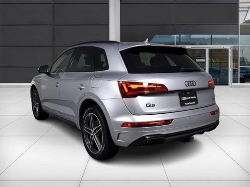 2022 Audi Q5 e 55 S line Premium Plus