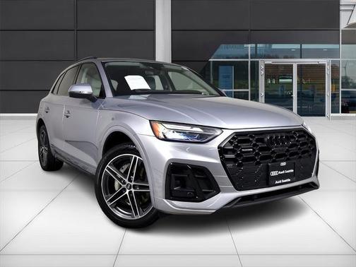 2022 Audi Q5 e 55 S line Premium Plus