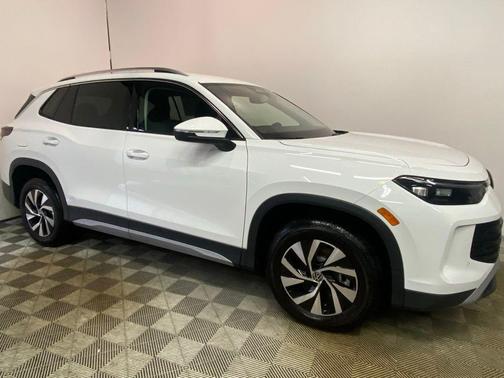 pure white 2026 Volkswagen Tiguan 2.0T S 4MOTION