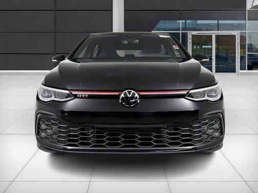 2023 Volkswagen Golf GTI 2.0T SE DSG