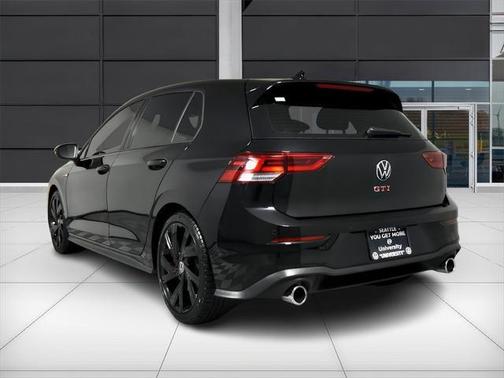 2023 Volkswagen Golf GTI 2.0T SE DSG