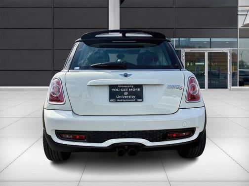 2013 MINI Hardtop Base