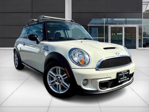 2013 MINI Hardtop Base