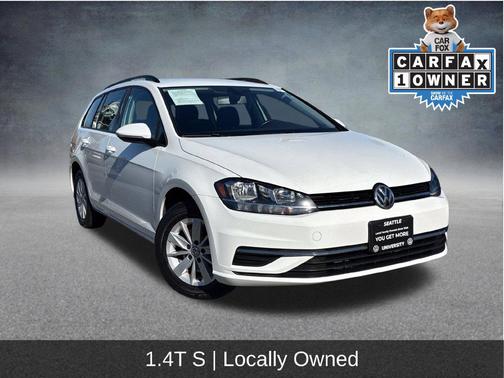 Pure White 2019 Volkswagen Golf SportWagen TSI S