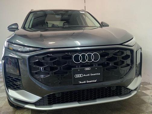 2026 Audi Q3 S line