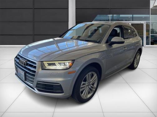 2018 Audi Q5 2.0T Premium Plus