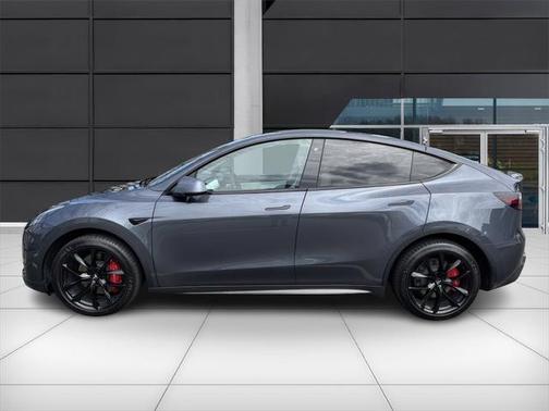 2020 Tesla Model Y Long Range