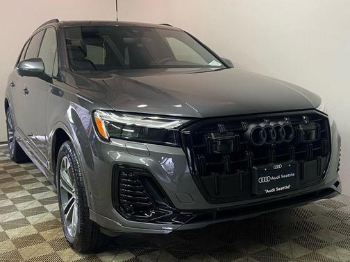 2026 Audi Q7 45 Premium