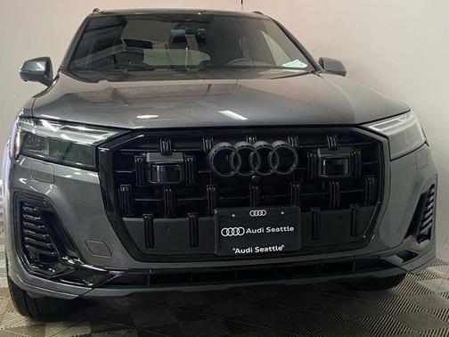 2026 Audi Q7 45 Premium