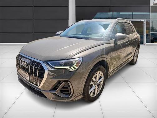2022 Audi Q3 45 S line Premium Plus