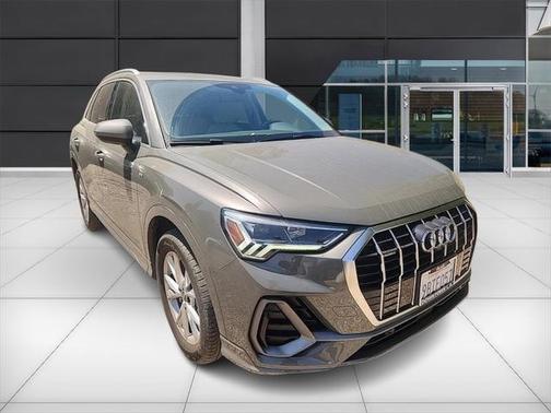 2022 Audi Q3 45 S line Premium Plus