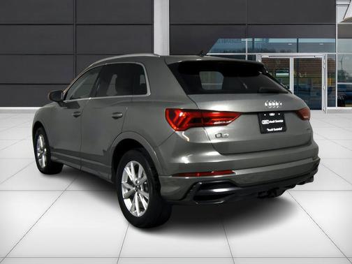 2022 Audi Q3 45 S line Premium Plus