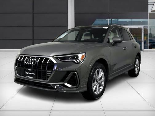 2022 Audi Q3 45 S line Premium Plus
