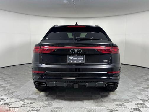 Black Metallic 2026 Audi Q8 55 Prestige