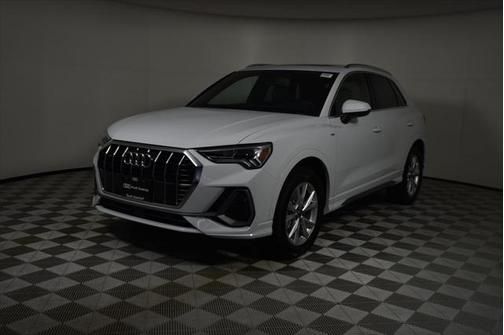 2025 Audi Q3 45 S line Premium Plus