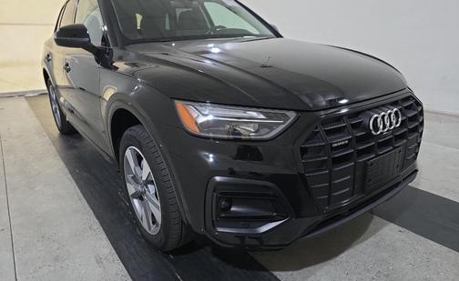 2024 Audi Q5 40 Premium Plus