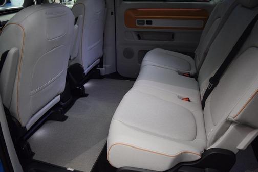 2025 Volkswagen ID. Buzz Pro S Plus