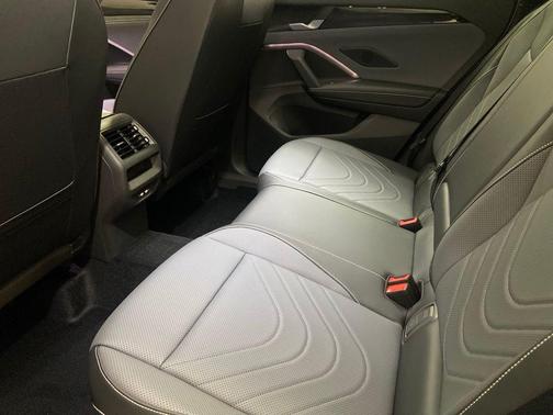 opal white pearl 2026 Volkswagen Tiguan 2.0T SE R-Line Black 4MOTION