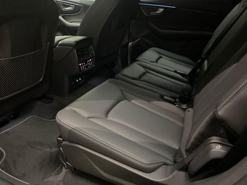 2026 Audi Q7 55 Premium Plus