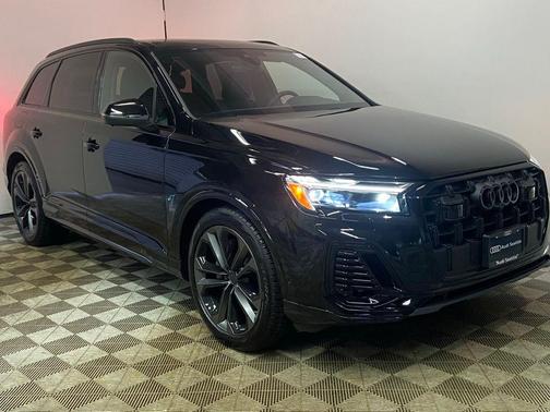 2026 Audi Q7 55 Premium Plus