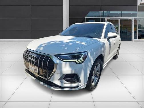 2022 Audi Q3 40 Premium Plus