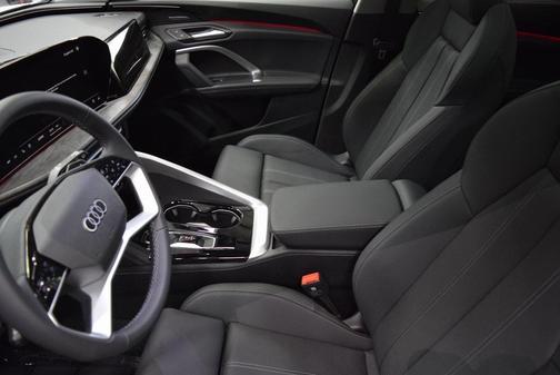 2025 Audi Q5 2.0T Premium Plus