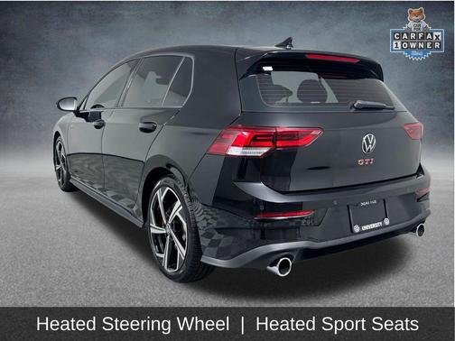 Mythos Black Metallic 2026 Volkswagen Golf GTI 2.0T SE DSG