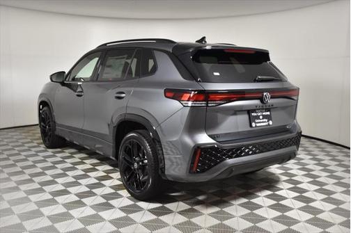 2025 Volkswagen Tiguan 2.0T SE R-Line Black 4MOTION
