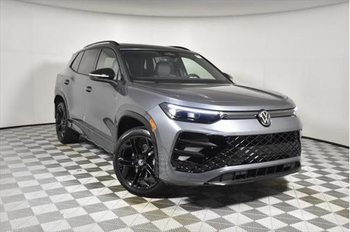2025 Volkswagen Tiguan 2.0T SE R-Line Black 4MOTION