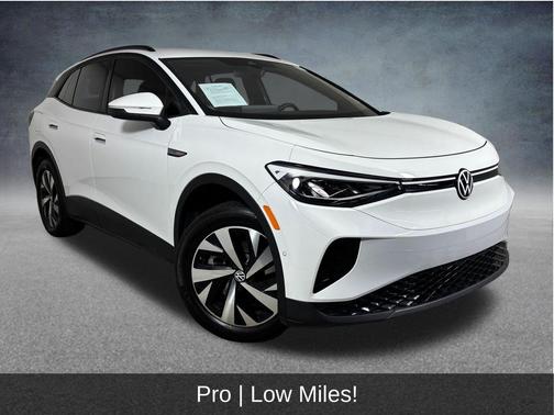Pure White 2023 Volkswagen ID.4 Pro