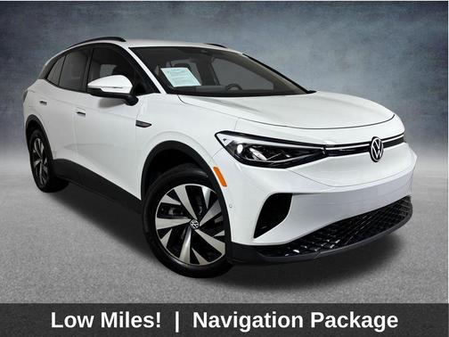Pure White 2023 Volkswagen ID.4 Pro