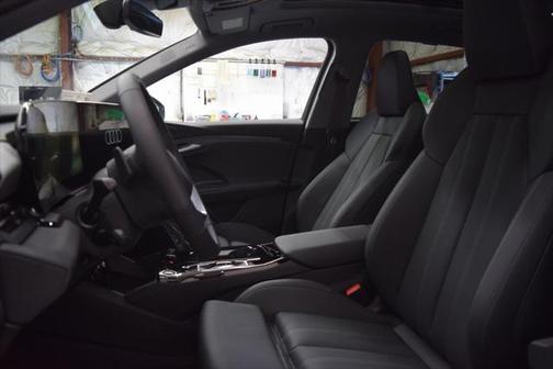 2025 Audi Q6 e-tron Premium