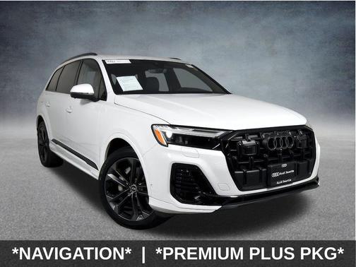 2025 Audi Q7 55 Premium Plus