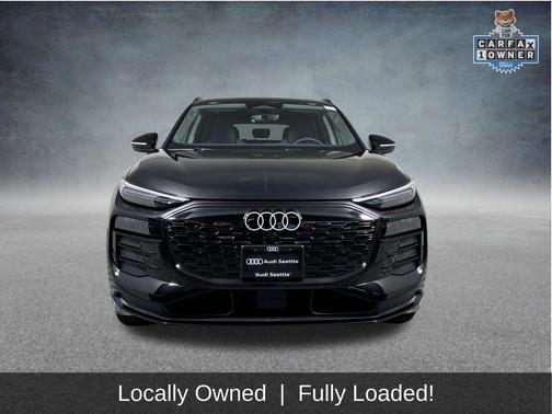 Mythos Black Metallic 2025 Audi Q6 e-tron Prestige