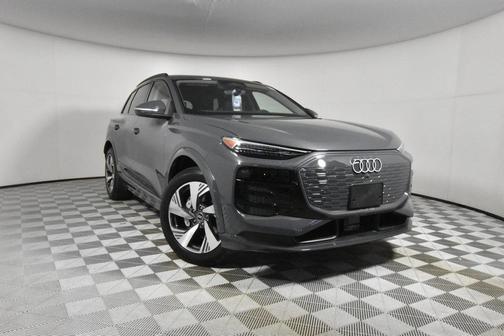 2025 Audi Q6 e-tron Premium Plus
