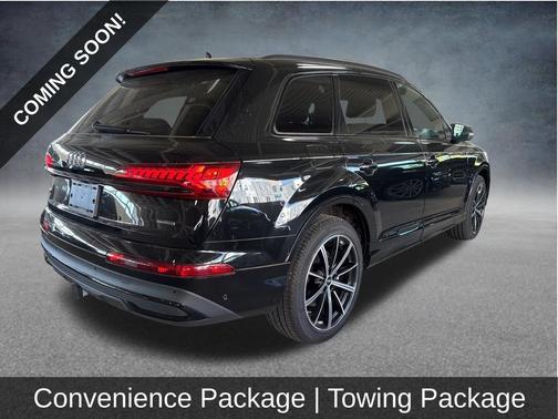 Mythos Black Metallic 2023 Audi Q7 55 Premium Plus