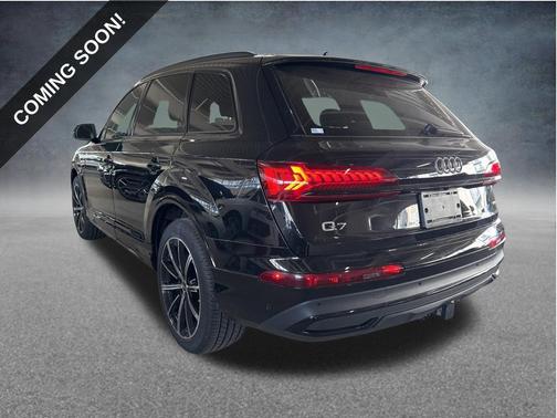 Black Metallic 2023 Audi Q7 55 Premium Plus