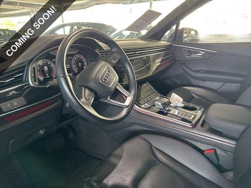 Black Metallic 2023 Audi Q7 55 Premium Plus