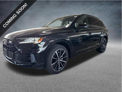 Black Metallic 2023 Audi Q7 55 Premium Plus