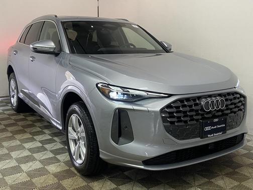 2025 Audi Q5 Premium TFSI quattro S tronic