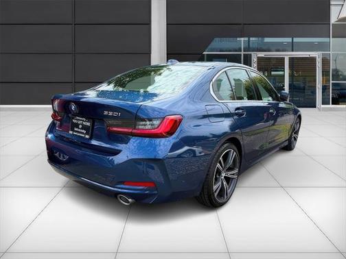 2024 BMW 330 i